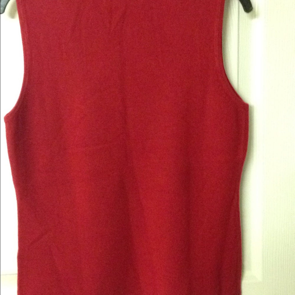 Top - Picture 2 of 3